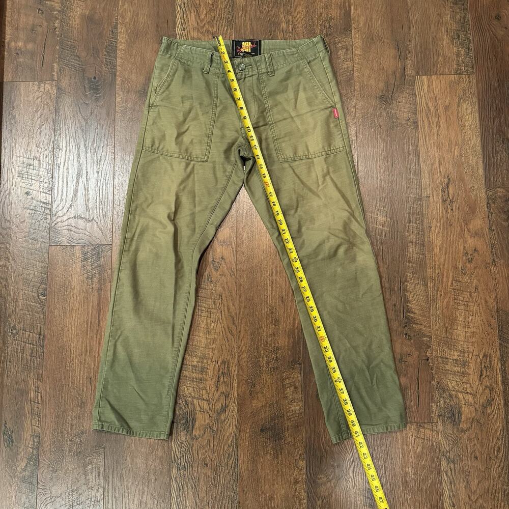 Vintage Undefeated Pants Army Military Chino Green Pants Crazy Fade Size 32 - Picture 9 of 10